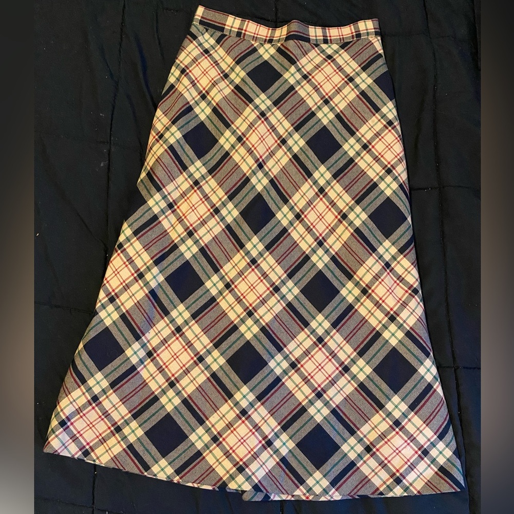 Past knee plaid skirt